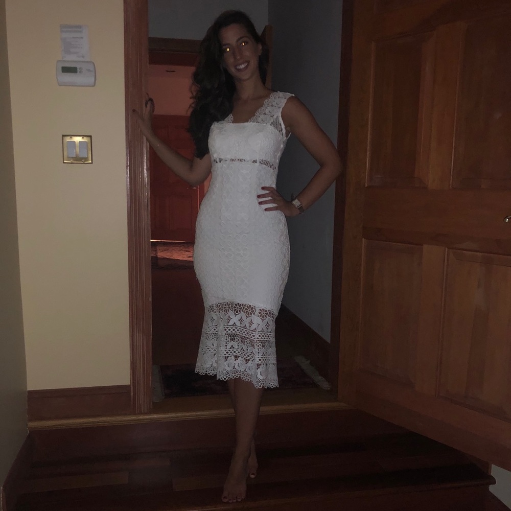 Bardot Ivory Dress size US 6/S